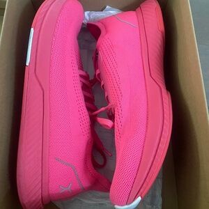Men’s running shoes